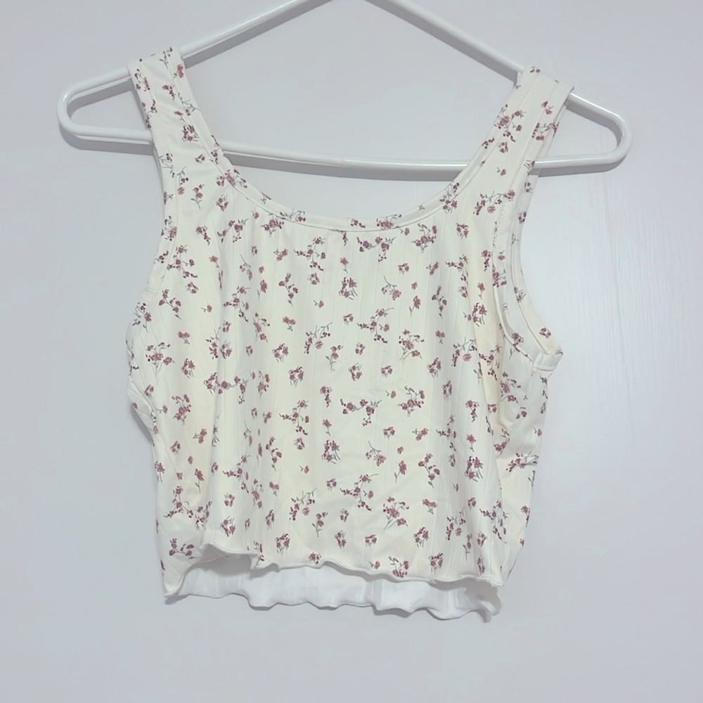 cropped tank with flowers!